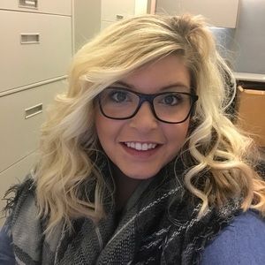 Meet your Posher, Hailey